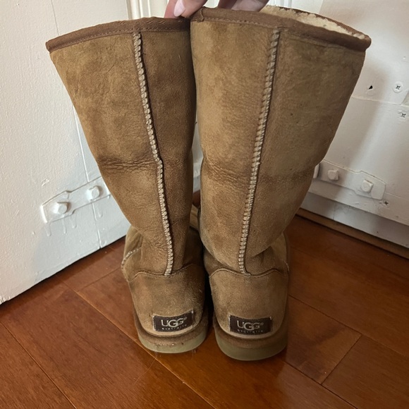 UGG Classic Tall Boots - Picture 8 of 9